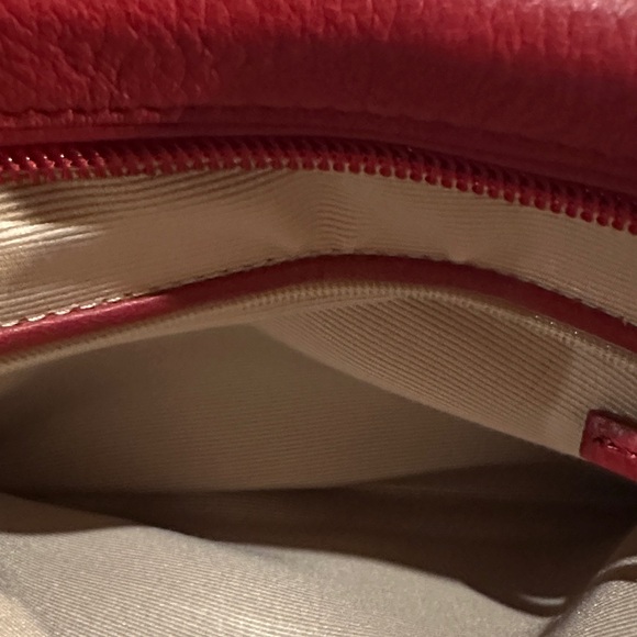 Talbots pebble soft Elegant Red Leather Handbag w gold hardware multiple pockets - Picture 13 of 14